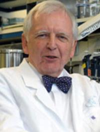 Le Pr Harald zur Hausen